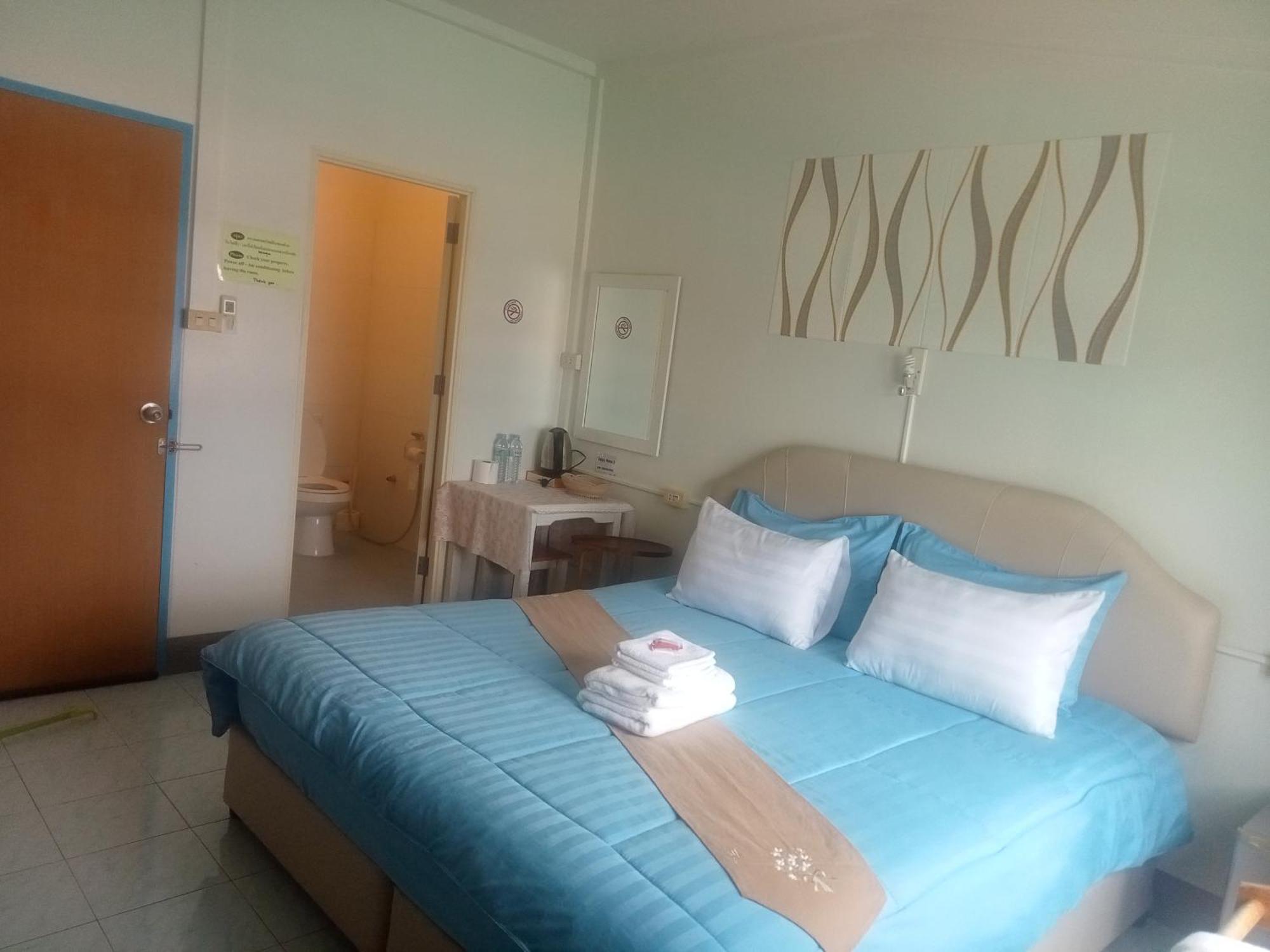 Happy Home Guest House Ban Phe Cameră foto